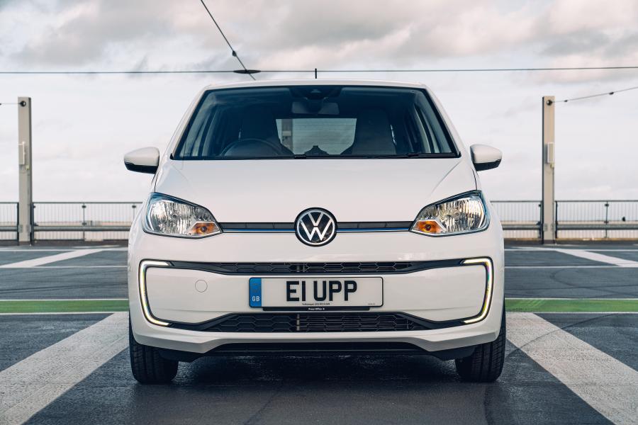  Volkswagen e-up! 2020 года  (UK) (фото 5 из 40)